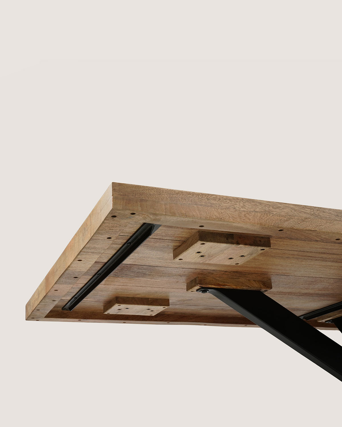 Eettafel Lina Natural with Matrix Leg - Rectangular | 140 cm