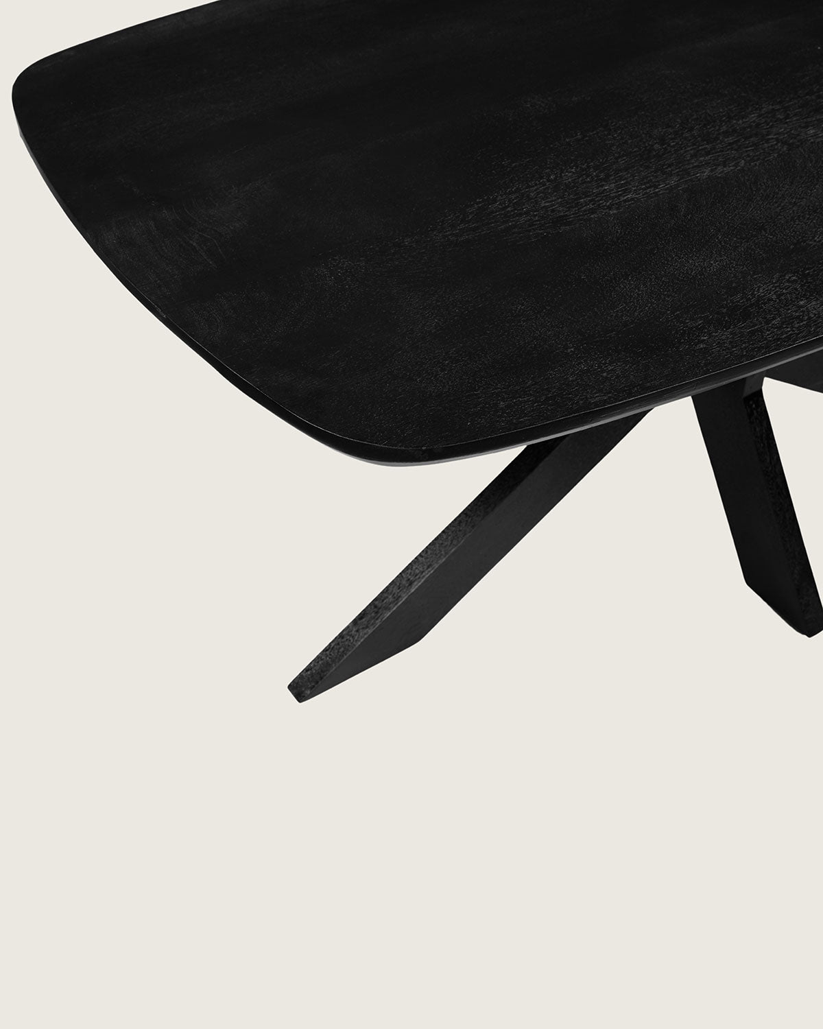 Eettafel Fynn Black with Wooden Matrix Legs - Danish Oval | 140 cm