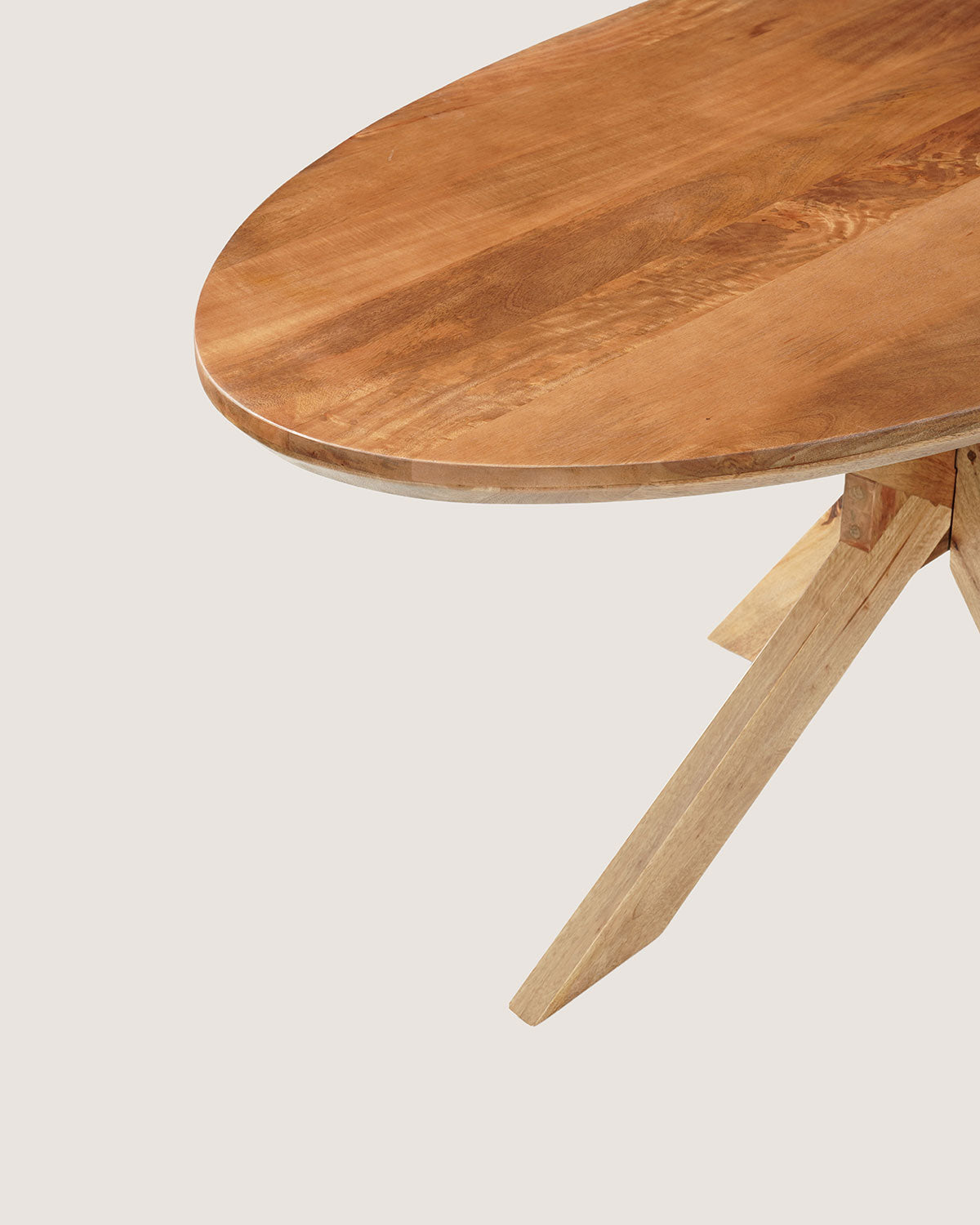 Eettafel Lotte Brown with Wooden Matrix Leg - Oval | 140 cm