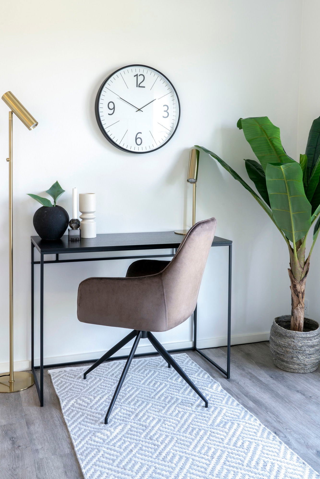 Harbo Dining Chair with Swivel – Mushroom By House Nordic