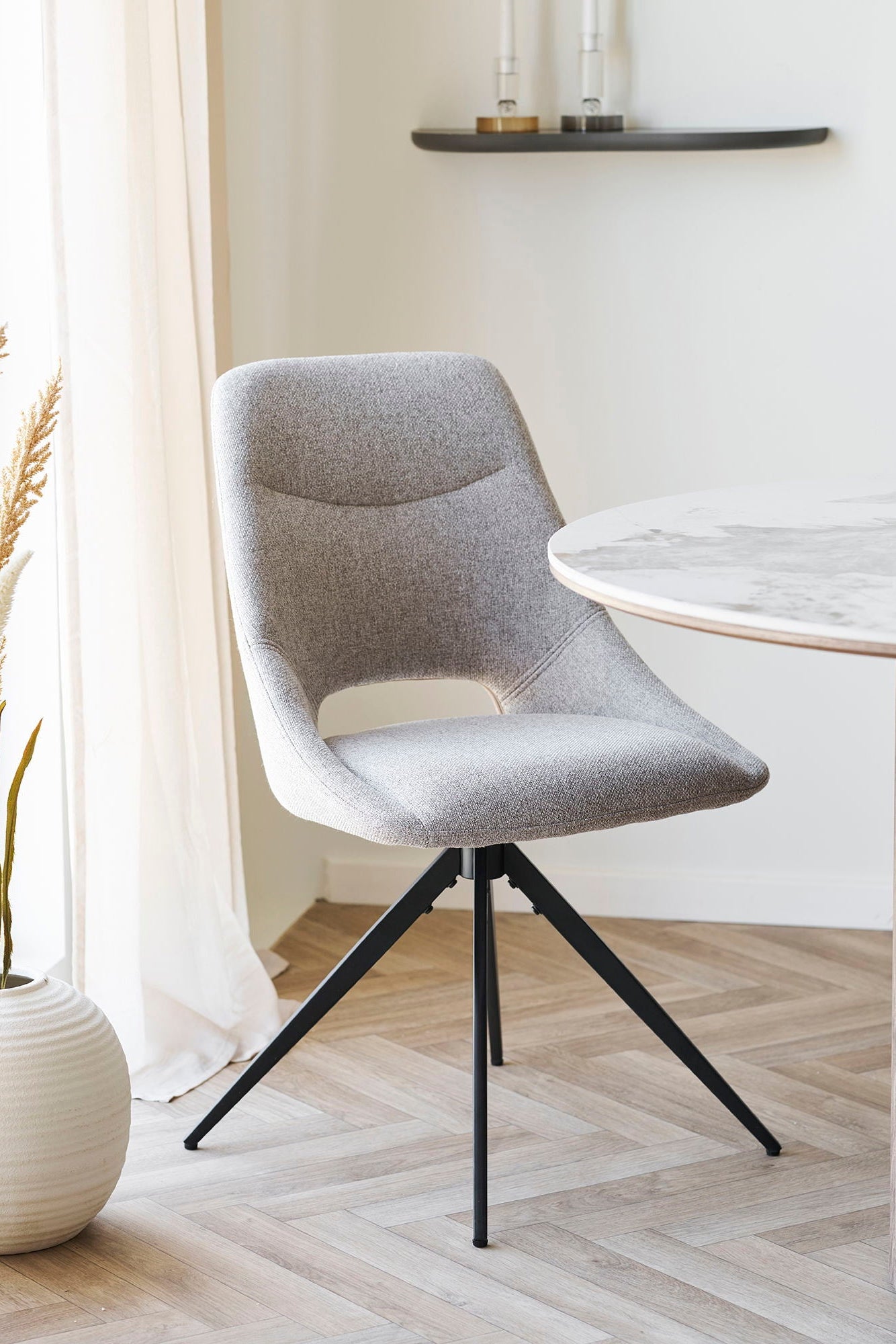 Dokka Swivel Dining Chair – Sand By House Nordic (set of 2)