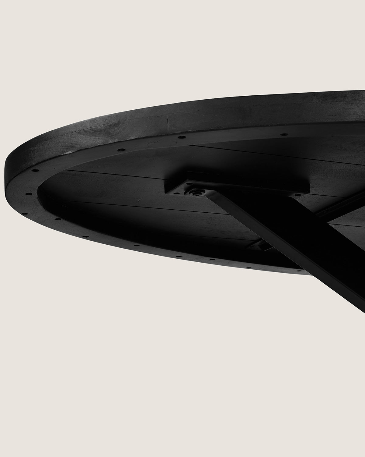 Eettafel Eva Black - Oval | 140 cm