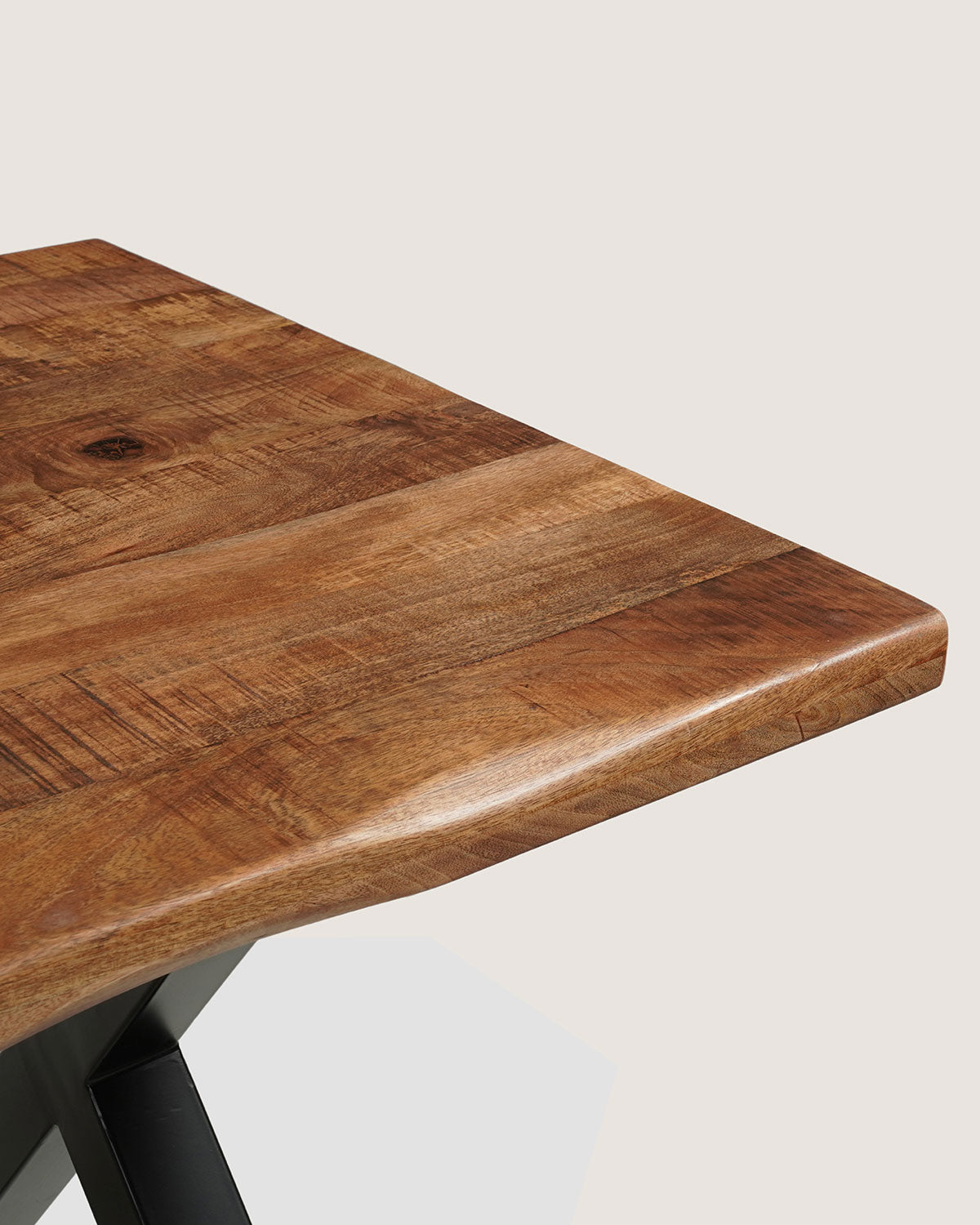 Eettafel Zoe Rustic met X-poten - Natuurlijke rand