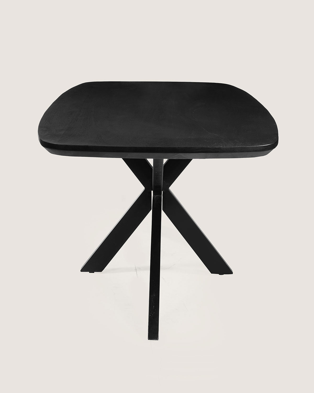 Eettafel Fynn Zwart met Matrix Poten - Deens Ovaal